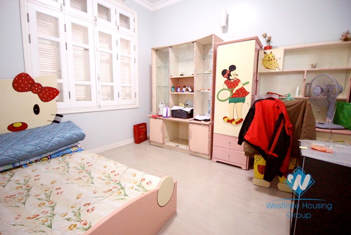 Nice and affordable 5 bebdroom villa to rent in Ciputra